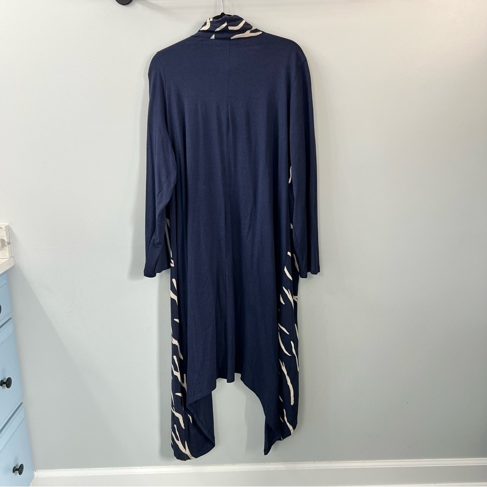 Roaman’s Navy & Tan Open Front Longline Anstract Print Duster Cardigan Size 1X - Picture 5 of 5